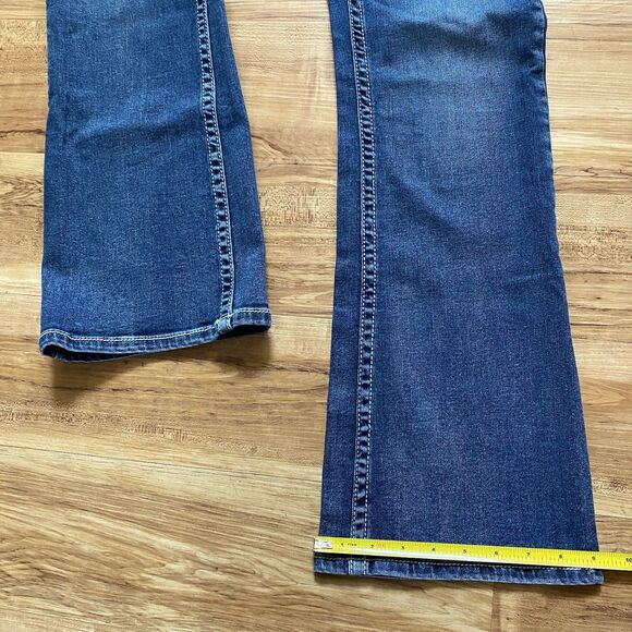 SHYANNE 29x32 Thick Stitch Rhinestone Medium Wash Boot Cut Jeans Short Western - Picture 8 of 15